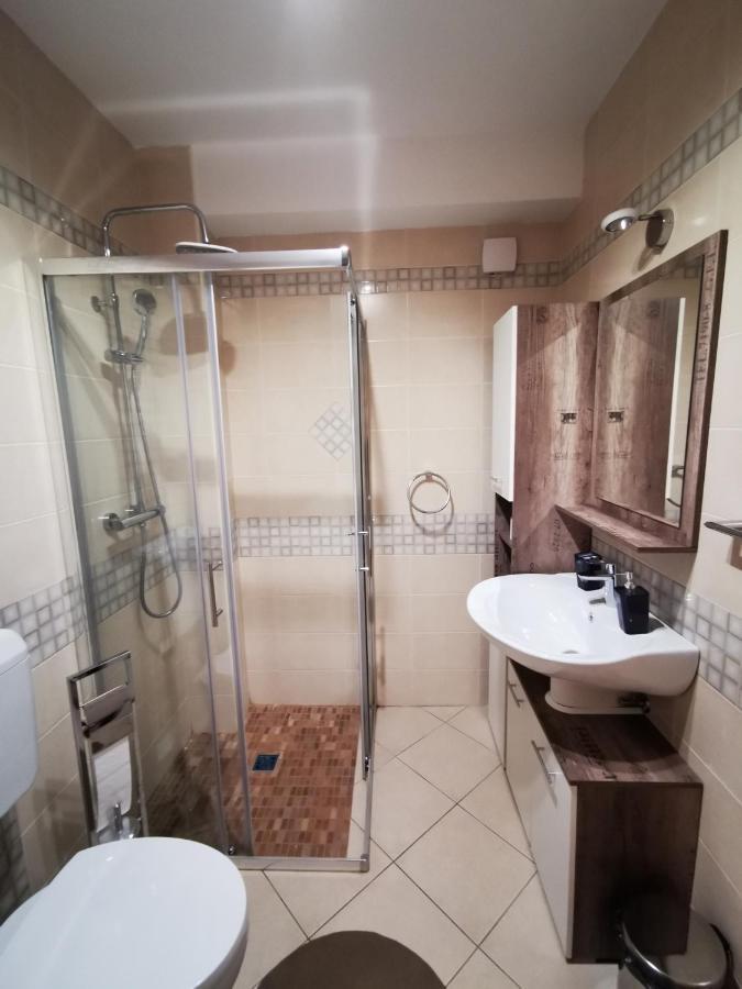 Meressa Paolia Apartments Novigrad  Екстер'єр фото