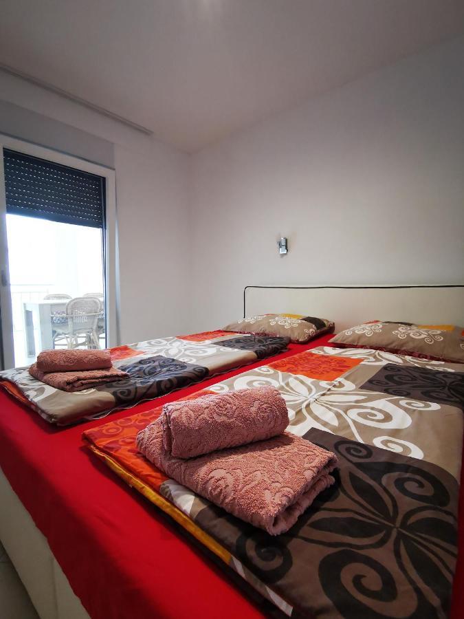 Meressa Paolia Apartments Novigrad  Екстер'єр фото