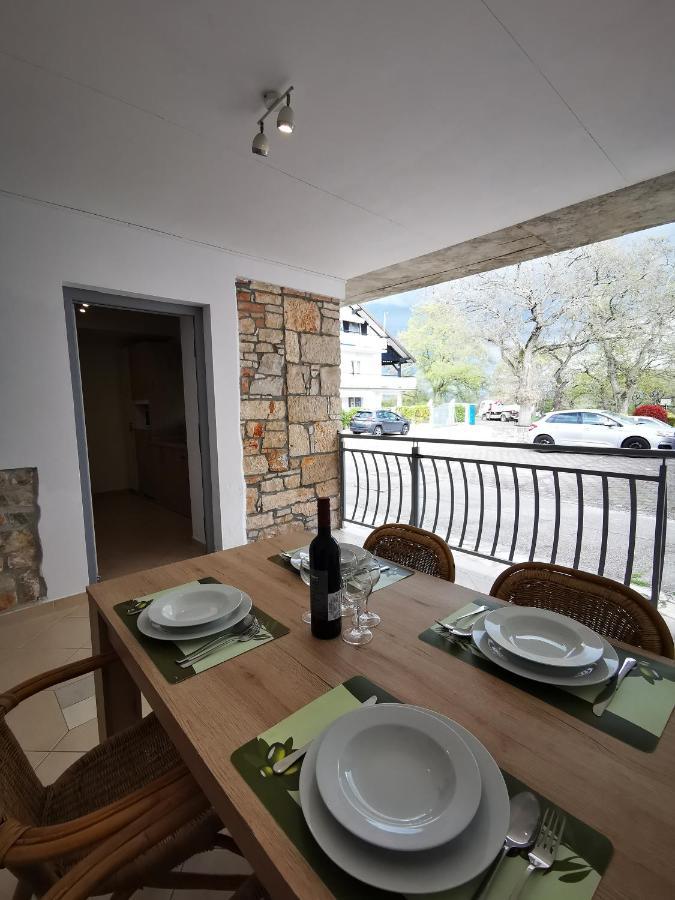 Meressa Paolia Apartments Novigrad  Екстер'єр фото
